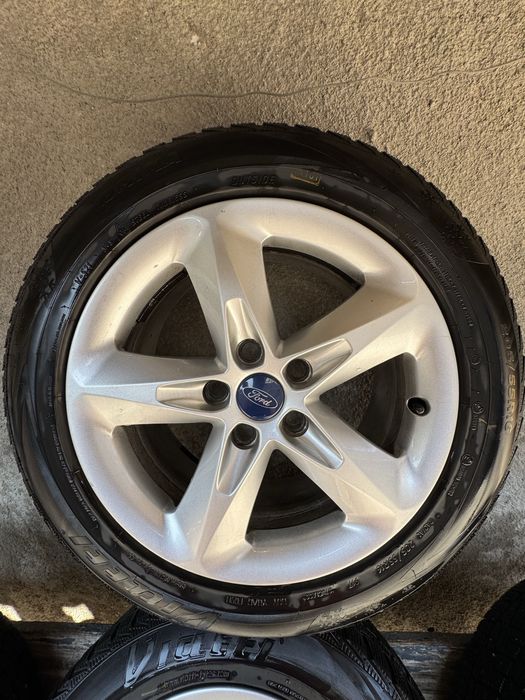 Vand  Jenti Ford+Anvelope Viatti Brina 205/55/16