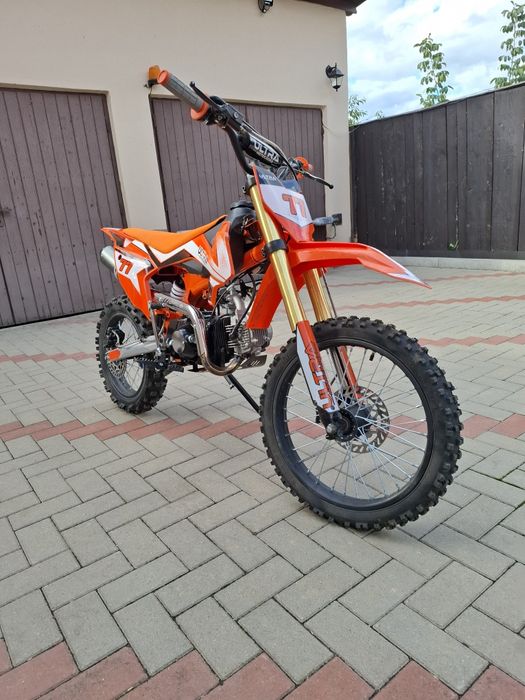 Vând Ultra 125cc.