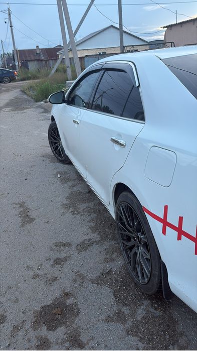 Диски на 19 камри 50,55