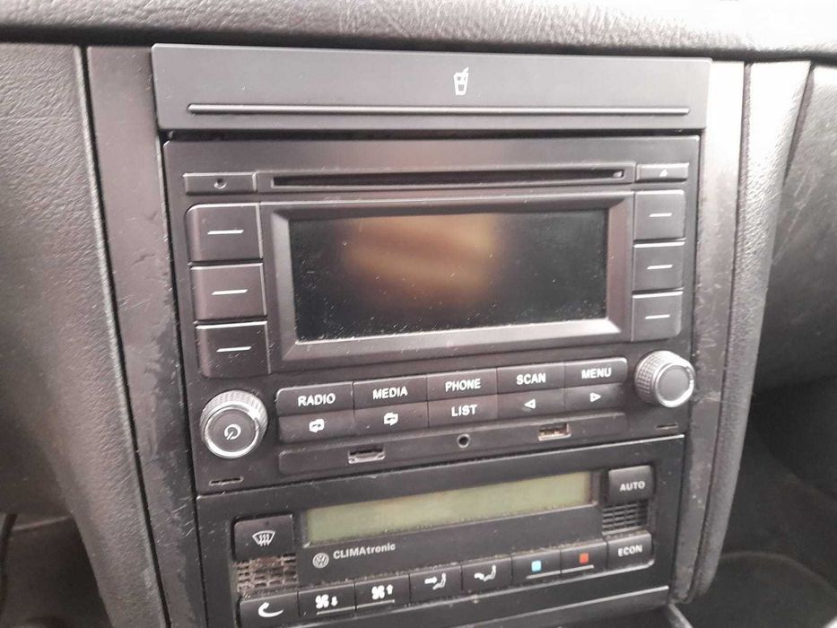 VOLKSWAGEN Golf 2001 — imagine 4