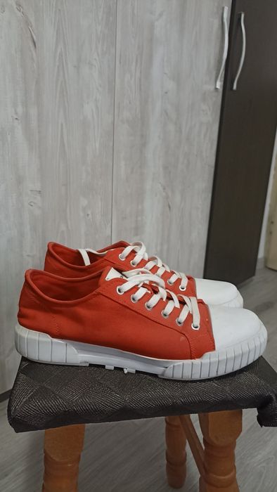 Adidași kalvin Klein