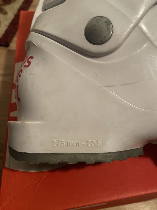 Детски ски обувки Rossignol