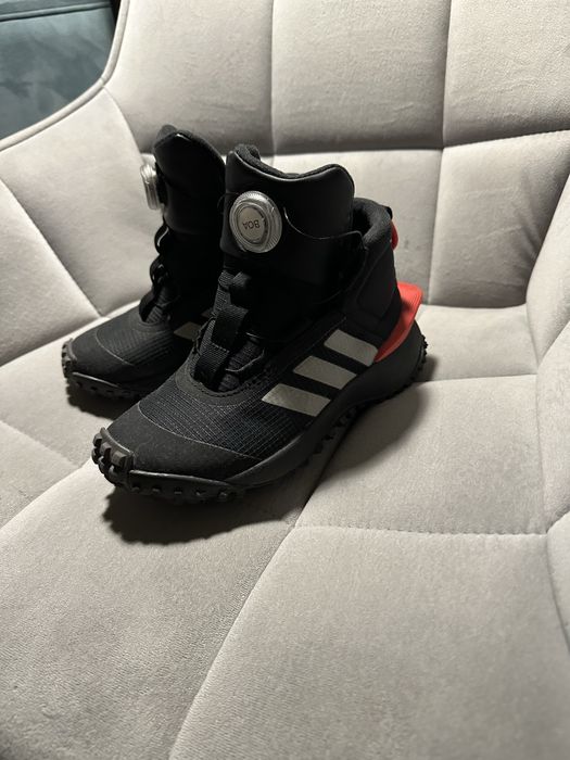 Кроссовки ADIDAS оригинал