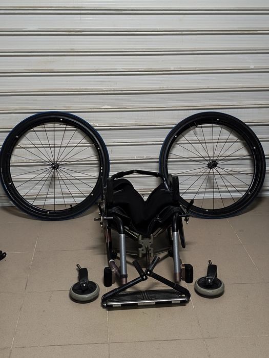 Спортна активна инвалидна количка