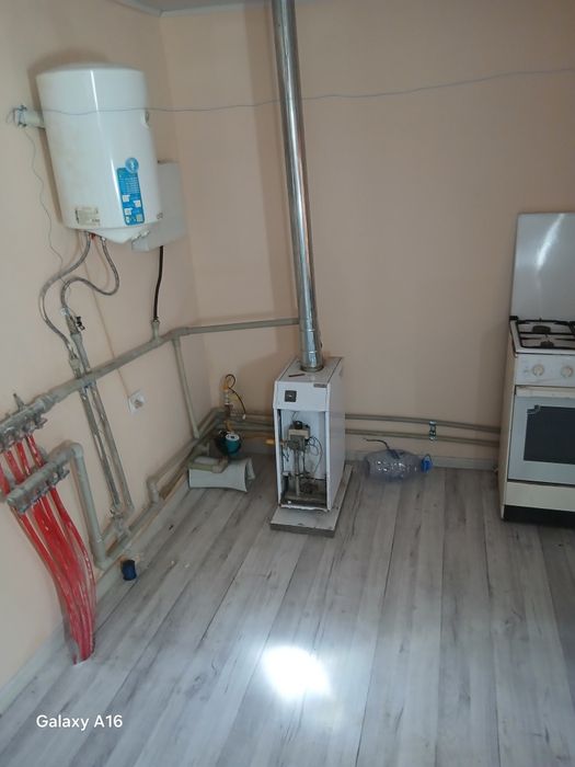 Сдам часть дома на Хмельницкого