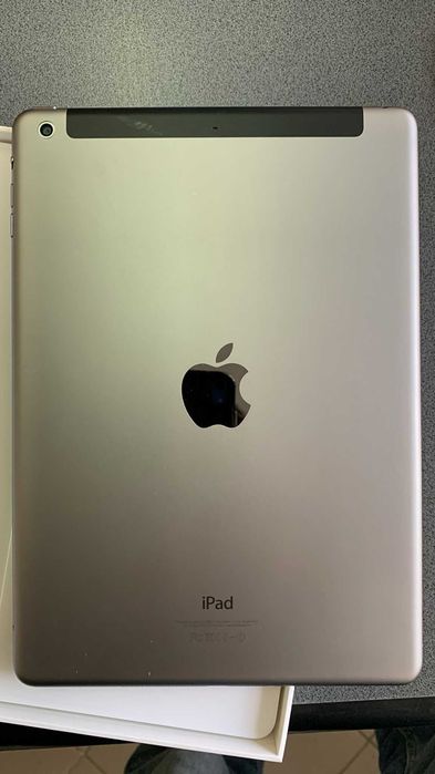 iPad Air Wi-Fi + Cellular 32 GB space grey