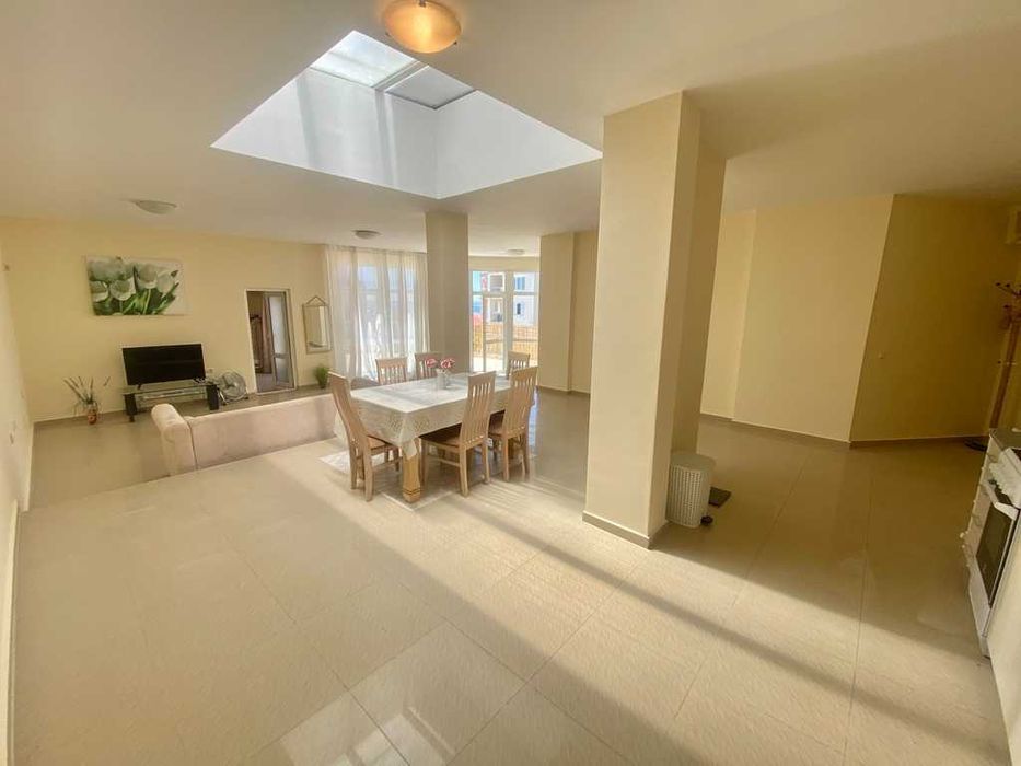 Продава се Двустаен апартамент в Свети Влас - 108 кв.м за 1204 €/кв.м - Снимка #1