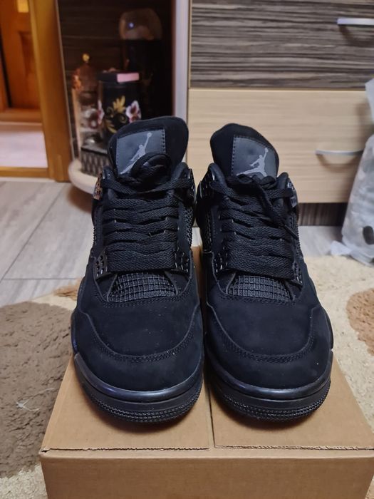 Jordan 4 Black Cat