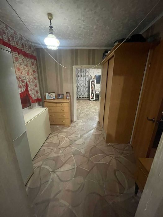 Продам дом в тихом районе.