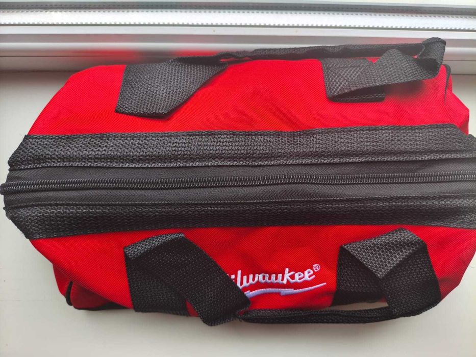 Бесщеточная дрель шуруповерт Milwaukee 3401