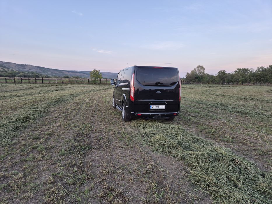 Ford Transit Tourneo Custom 2.2 TDCI 8+1 9 locuri  L1 H1