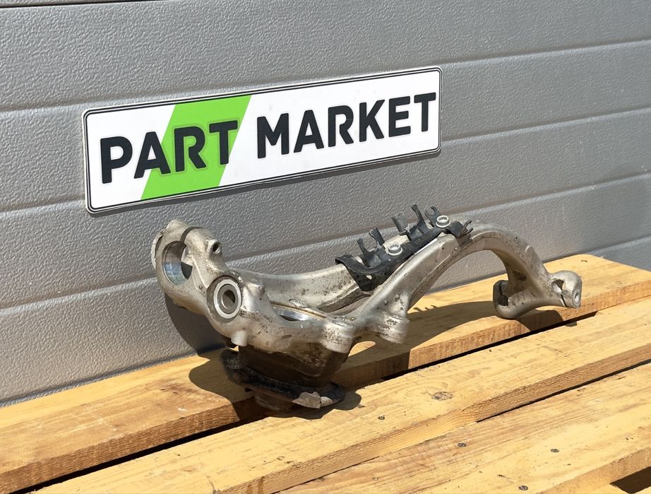 Шенкел AUDI A4 B9 8W0407242F 8W0407560
