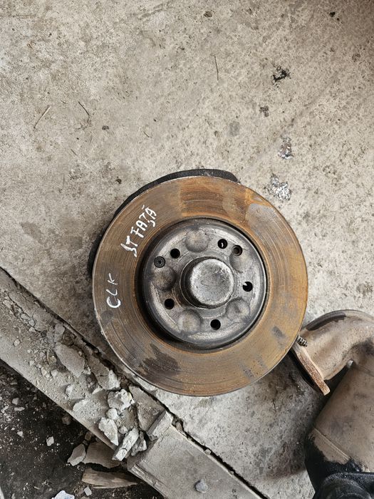 Fuzeta st dr etrier brat amortizor Mercedes CLK 2.7