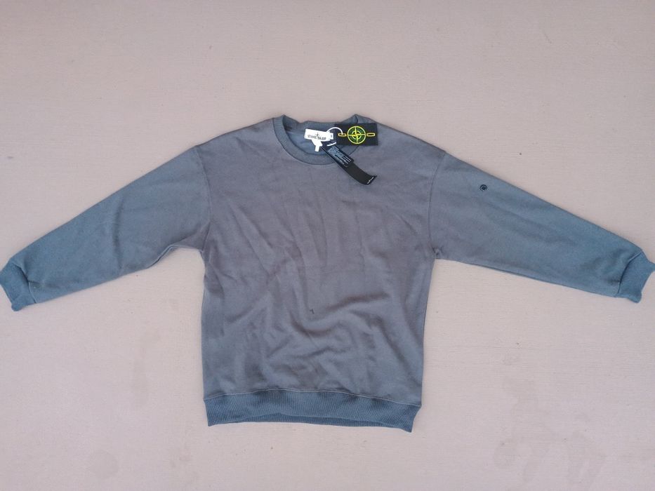 Stone Island блуза с бадж  чисто нова!