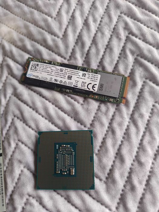 процесор i3-8100 +nvm 256gb