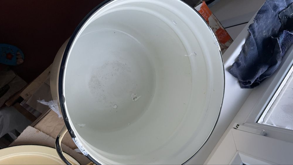 Продам кастрюлю.