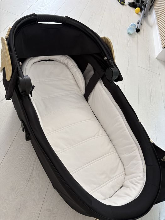 Landou Cybex Jeremy Scott Mios