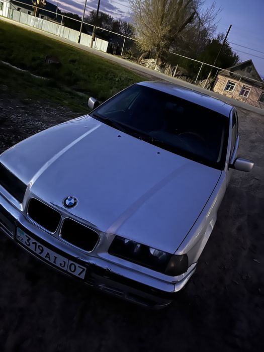 Продам Bmw e36 1.8
