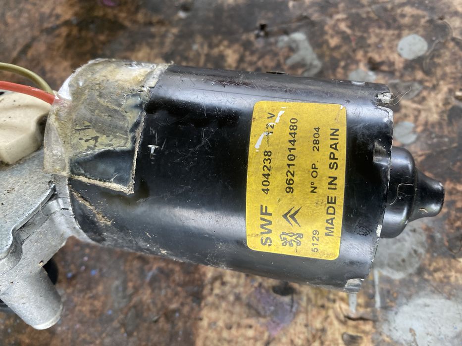 Моторче предни чистачки за пежо партнер ситроен берлинго