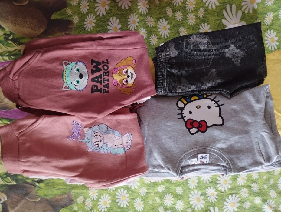 Ватирани дрешки за момиче,98размер