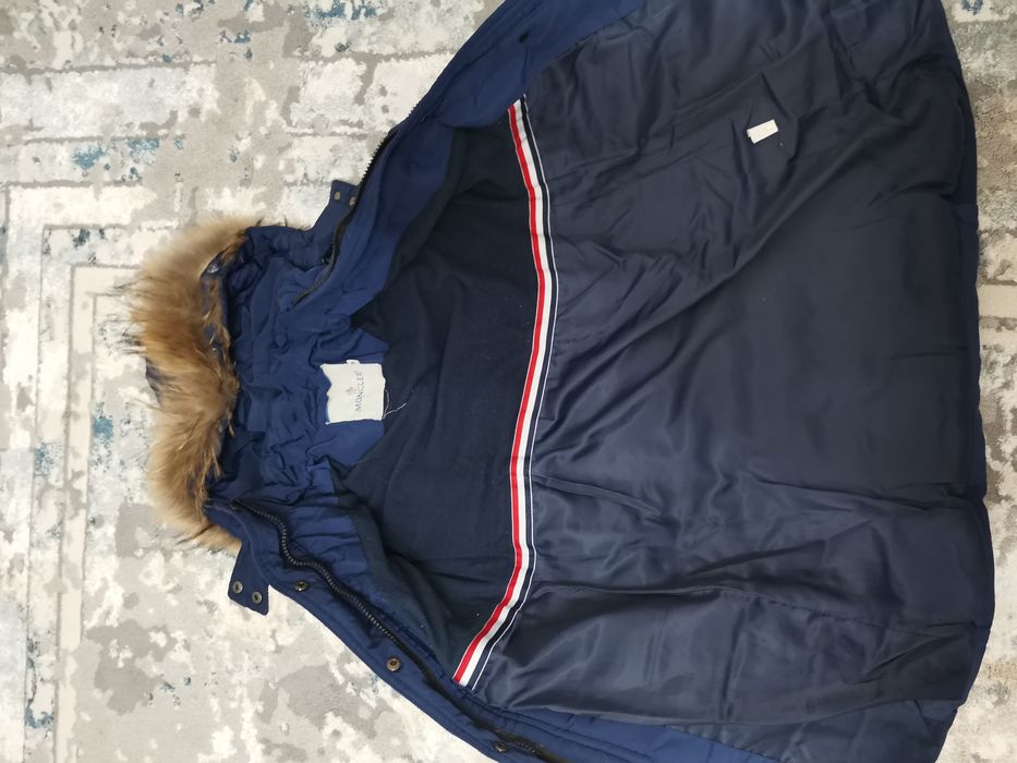 Куртка на девочку зимня