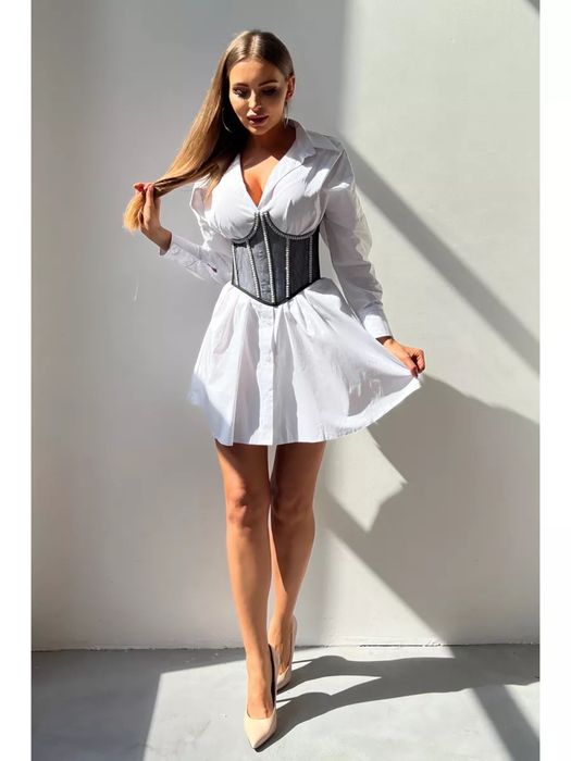 Черный корсет с блестками