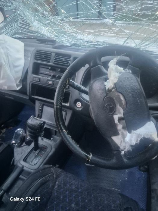 На запчасть Тойота раф 4