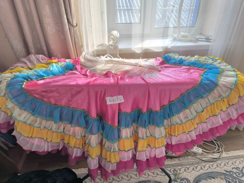 Продам новогоднюю юбку с пером