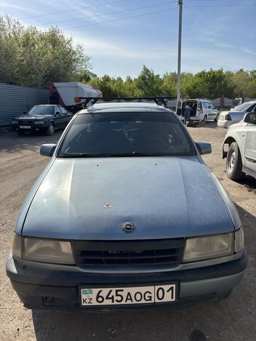 Opel Vectra GT Hatchback