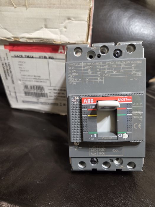 ABB 3p 160a +6бр. Канални клеми + 2бр. Искроуловители