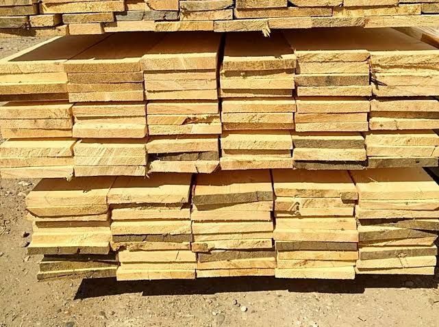 Cherestea, grinzi, astereală, căpriori și alte produse din lemn