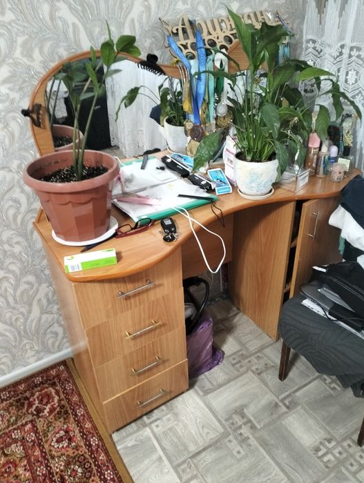 Продам шкаф купе двухстворчатый
