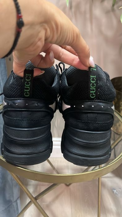 Gucci Flashtrek Sneakers