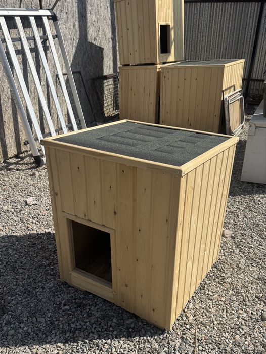 Продам будки для собак