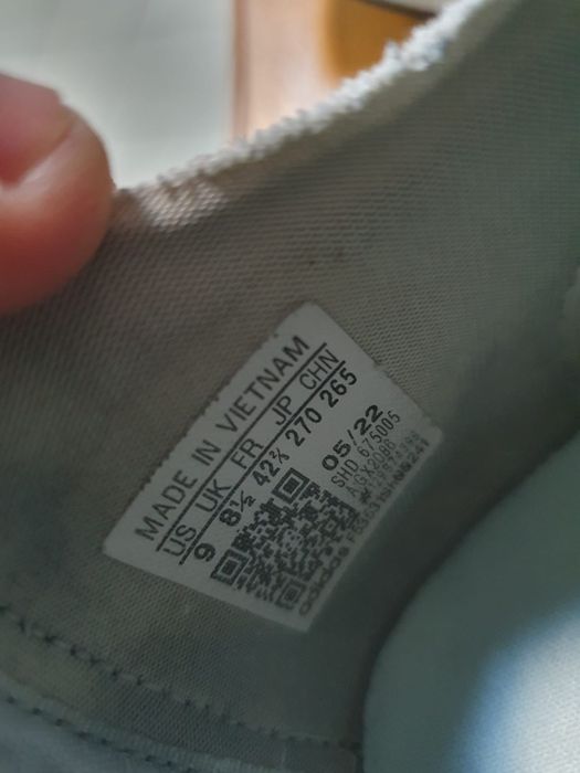 Vind Adidas NMD V3 Cristal White