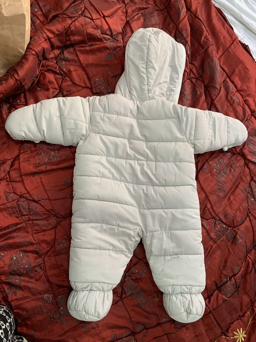 Продам  комбинезоны