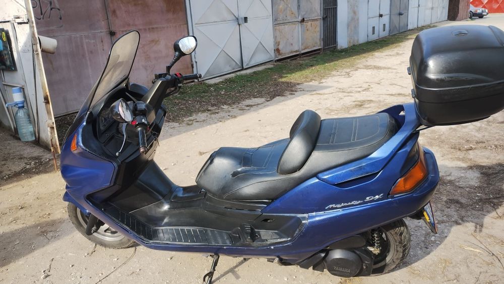Yamaha Majesty 250 – stare foarte bună, 1200€