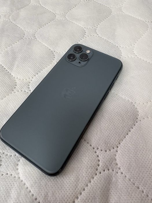 Продам Айфон 11 pro