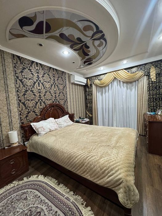 Срочно Продаётся квартира ц-2 Алайский базар 4-комн 100м2 евро ремонт