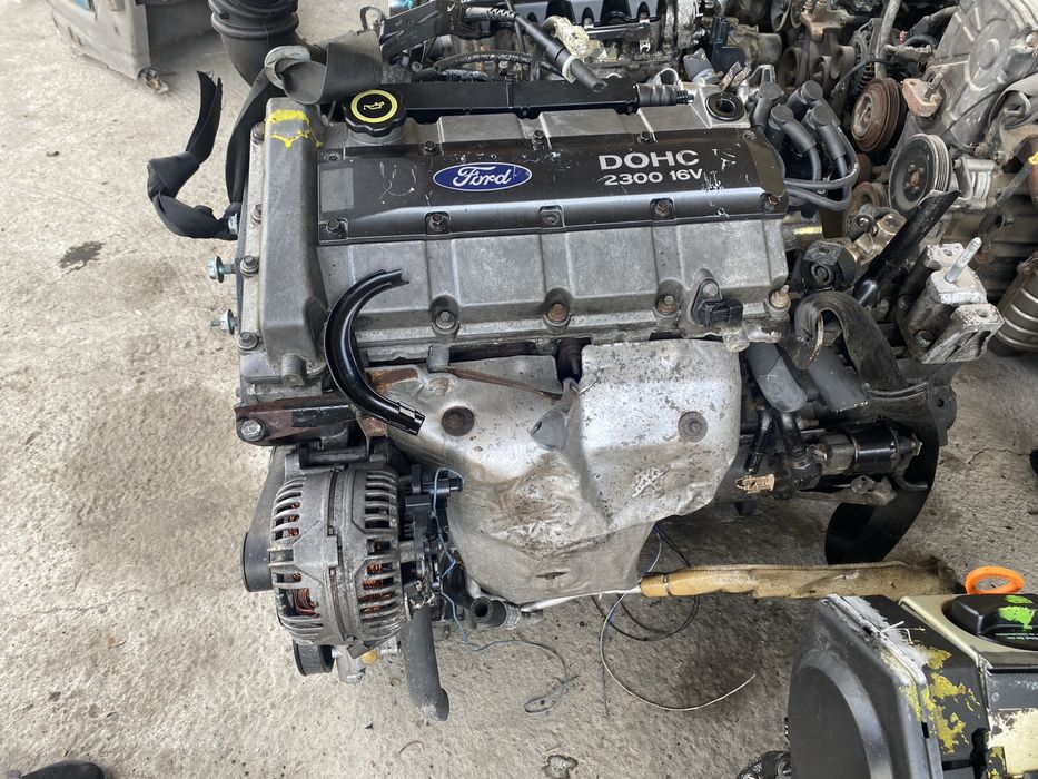 Двигатель  FORD E5SA