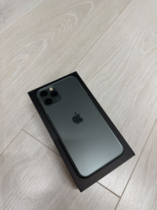 Продам iPhone 11 pro
