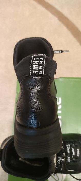 Боти-Remonte black