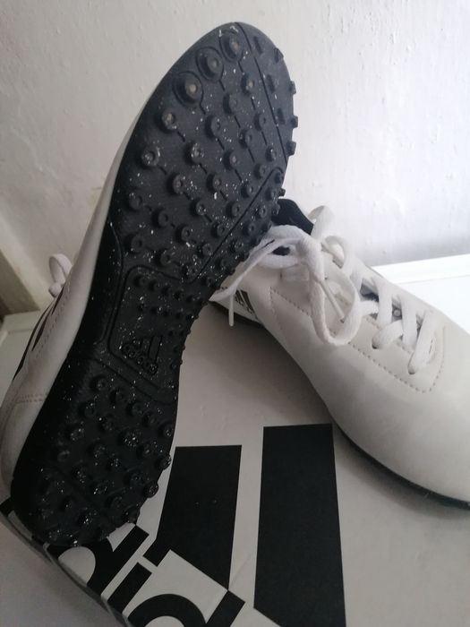 Încălțăminte fotbal Adidas Iker Casillas noi