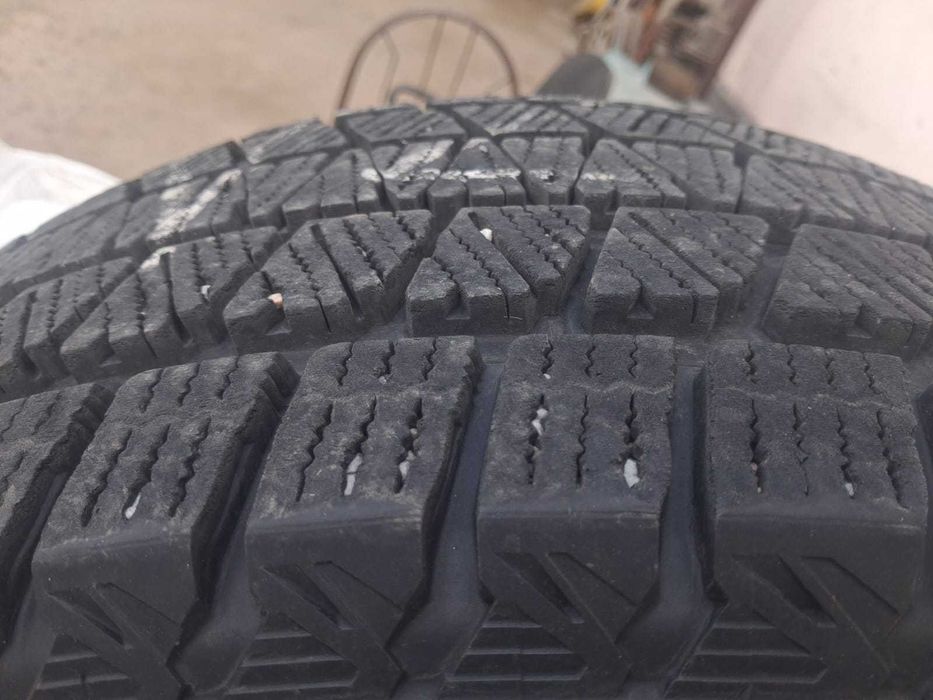265/45/R20 Bridgestone Blizzak (4 шт)