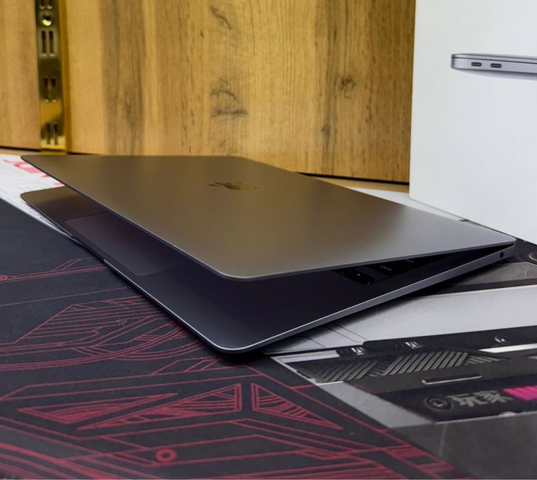 MacBook M1 Air ideal 10/9