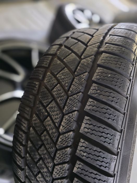 Джанти с гуми за порше 5х130