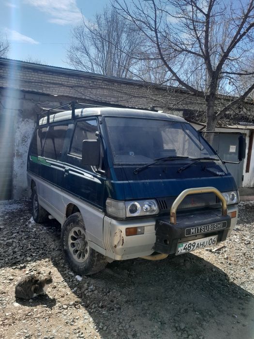 Продаю Mitsubishi delica