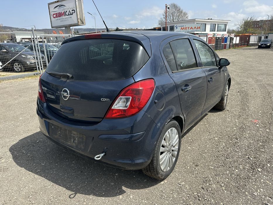 Опел Корса D 1.3cdti Facelift - На Части!!!