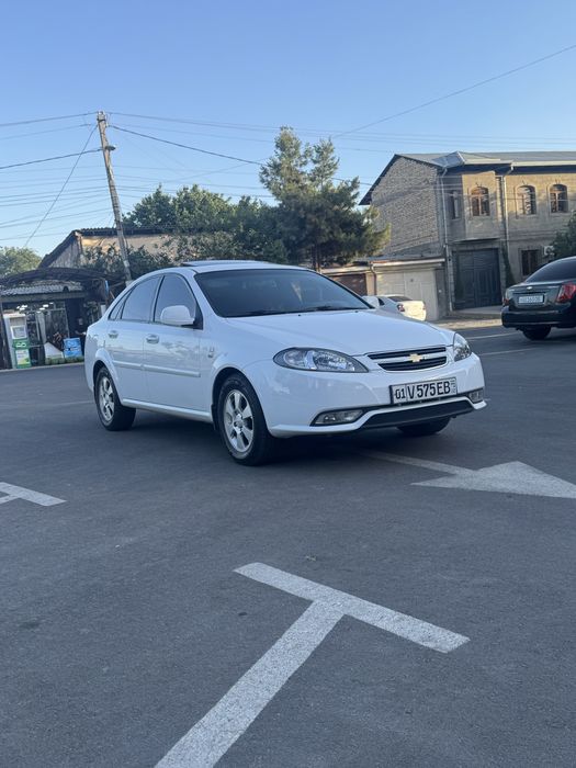 Gentra 2019 yil 3 poz Kraska Toza