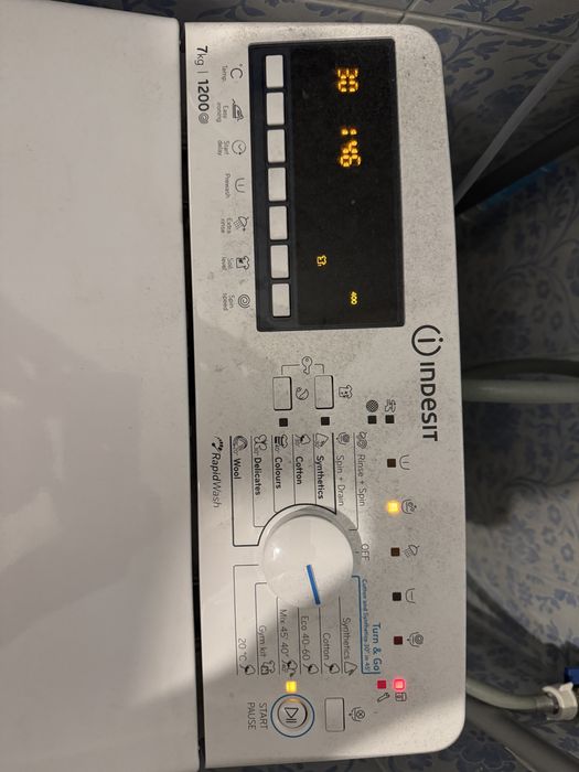Пералня Indesit  BTW B7220P EU/N - Гаранция, нова